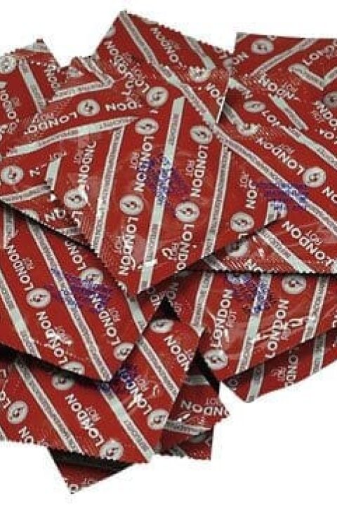 LONDON CONDOMS ROT (strawberry) 100 PCS